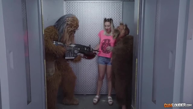 Чуи и его друзья трахают блондинку - #2