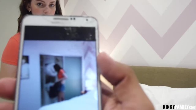 Скромница кончила на большом члене - #1