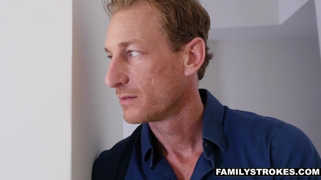 Развратница отжигает сразу с двумя мужчинами - #3